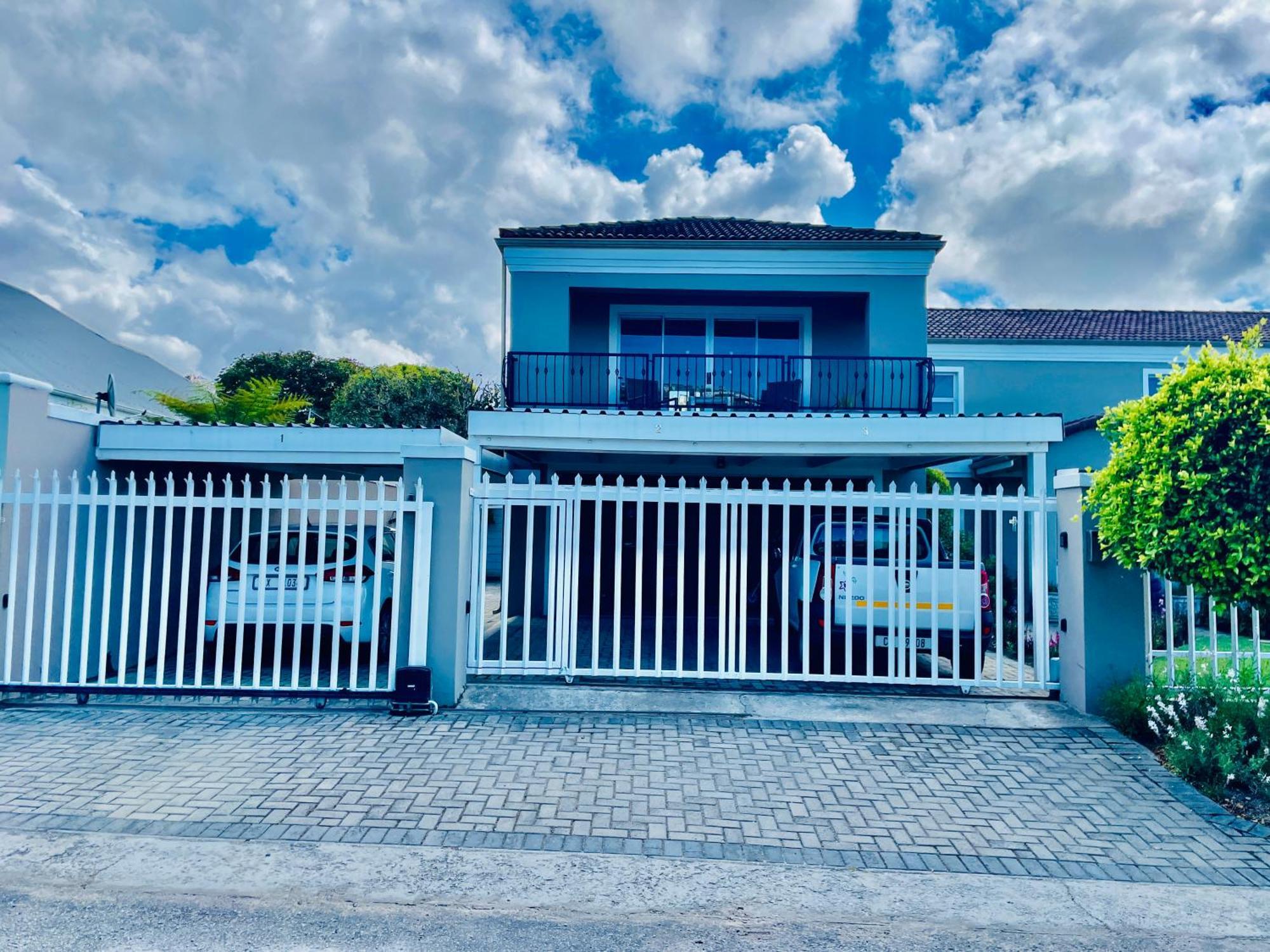 פלטנברג ביי Calm Waters Guesthouse מראה חיצוני תמונה